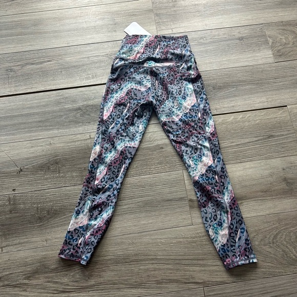 NWT XS Fabletics high-waisted PureLuxe‎ leggings - Picture 2 of 4